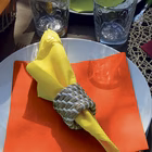 Immagine di Tovagliolo Airlaid in carta a secco MCR 40x40 Dry colore rosso 50 pezzi