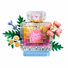 Immagine di Costruzioni LEGO Boccetta di profumo con decorazione floreale 31383