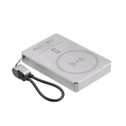 Immagine di Power bank da 10.000 mAh con ricarica wireless magnetica MagSafe fino a 15 W