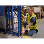 Immagine di Profilo paracolpi adesivo angolare DURABLE C35 per uso interno 1 metro