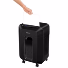 Immagine di Distruggidocumenti a frammenti FELLOWES AUTOMAX 90M livello sicurezza P-4 colore nero