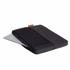 Immagine di Notebook da 13.3 rpet Nero TRUST LISBOA CUSTODIA RESISTENTE PER LAPTOP FINO A 13.3" 25350TRS