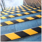 Immagine di Nastro antiscivolo a grani abrasivi COBA Gripfoot mm 50x18,3 m colore giallo/nero