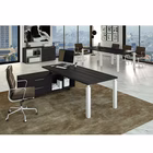 Immagine di Scrivania direzionale con mobile STYLE cm 195x170xH74 strutt.bianco luc. finitura nero venato frass.