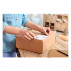 Immagine di Etichette adesive in carta bianca certificata FSC®, 210x148mm, 2 etichette per foglio, 100 fogli