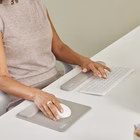 Immagine di Tappetino mouse con poggiapolsi FELLOWES Breyta con microban colore sabbia