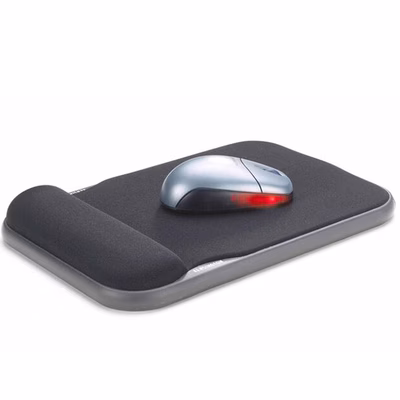 Immagine di Poggiapolsi per mouse KENSINGTON in gel rivestito altezza regolabile nero