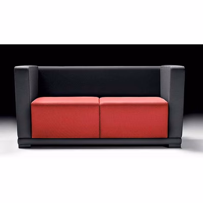 Immagine di Divano crt schienale basso c/braccioli basi colore rosso