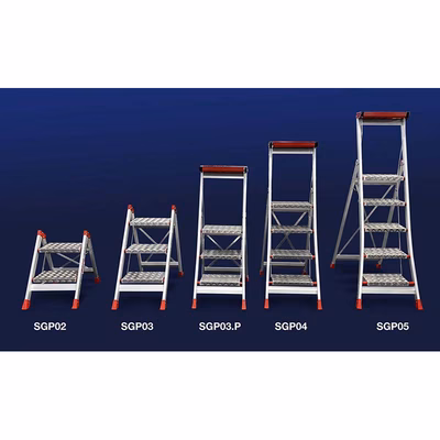 Immagine di Sgabello professionale FARAONE SGP 3 gradini