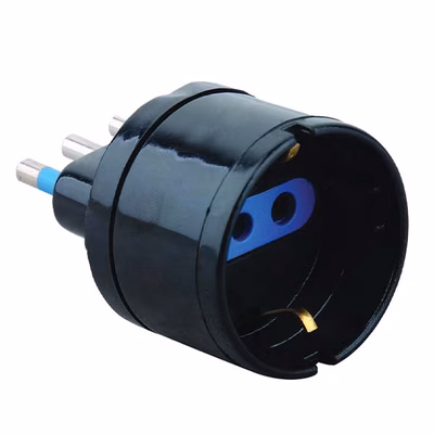 Immagine di Adattatore spina piccola 10A > presa Schuko nero